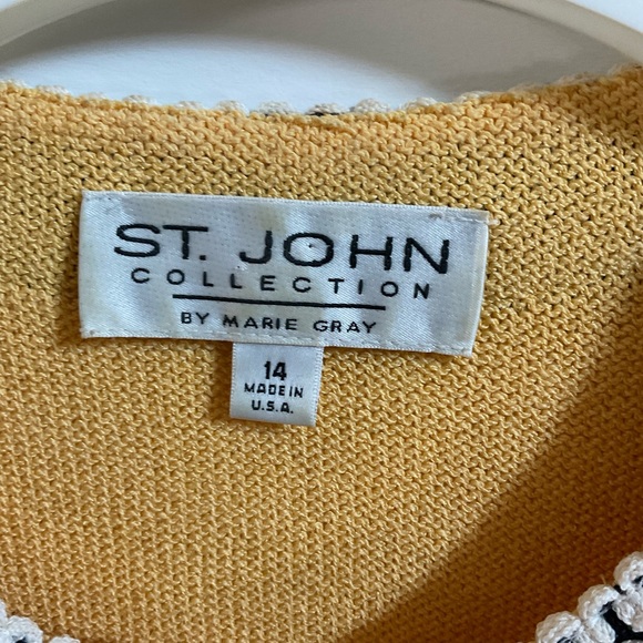 St. John Blazer / Suit Jacket with 3/4 Sleeves - Picture 5 of 5